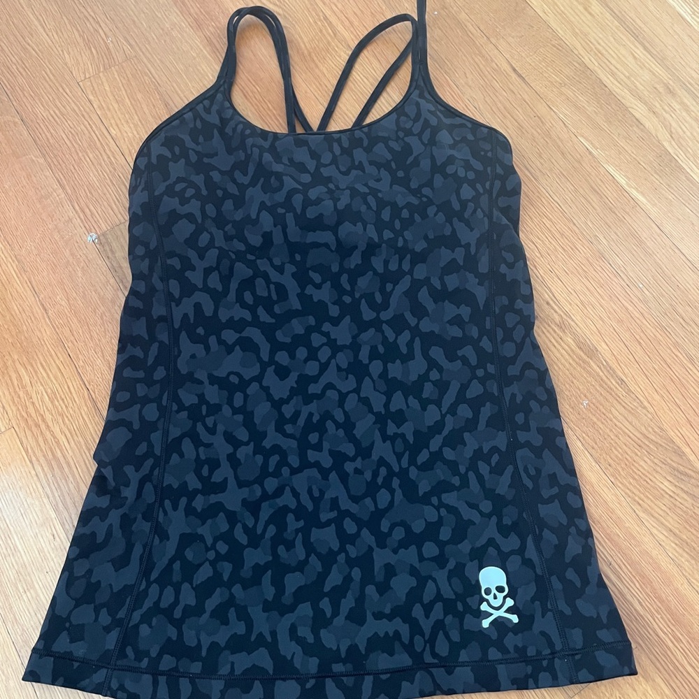 Lululemon/Soul Cycle Black Cheetah Cross Back Tank